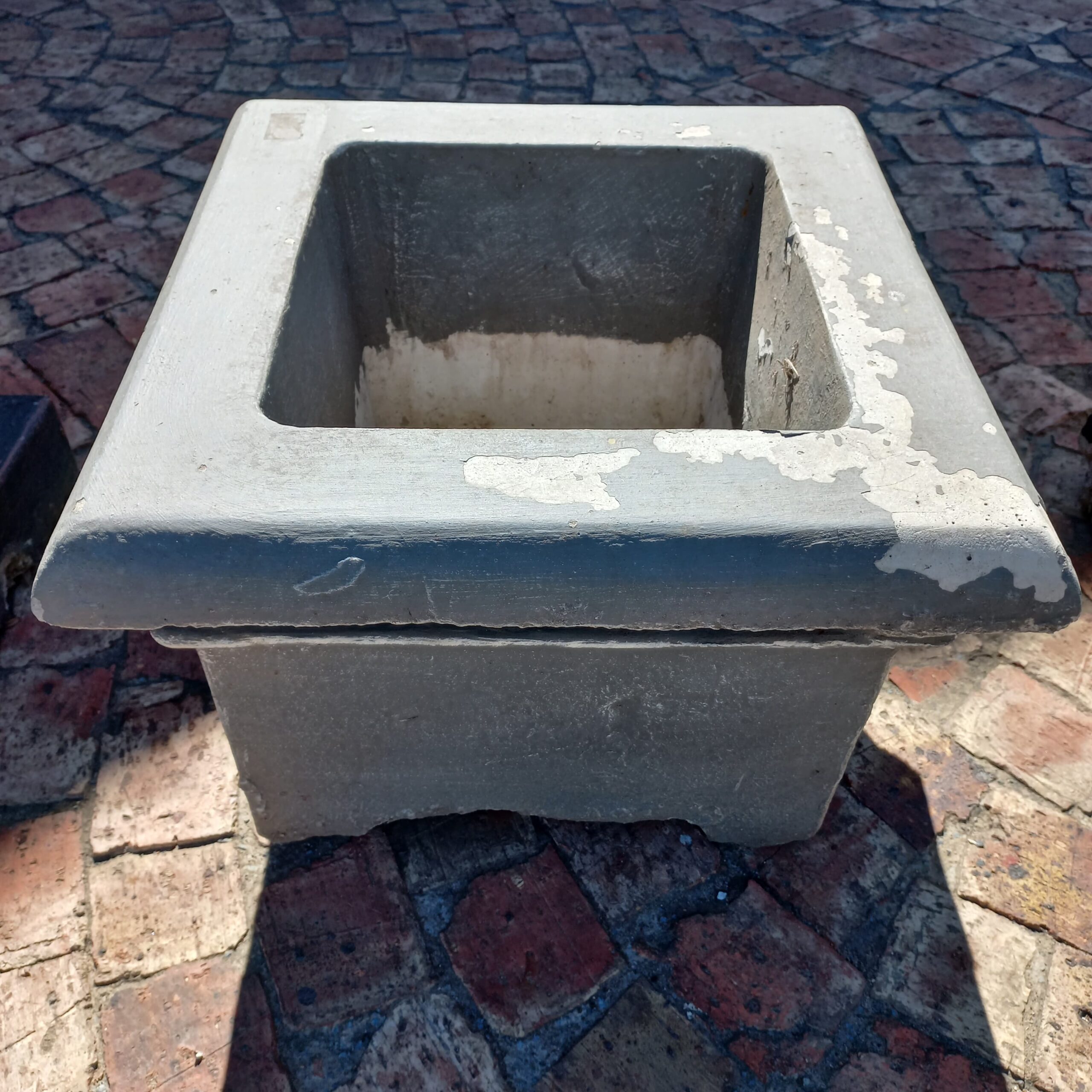 Collared Flower Pot