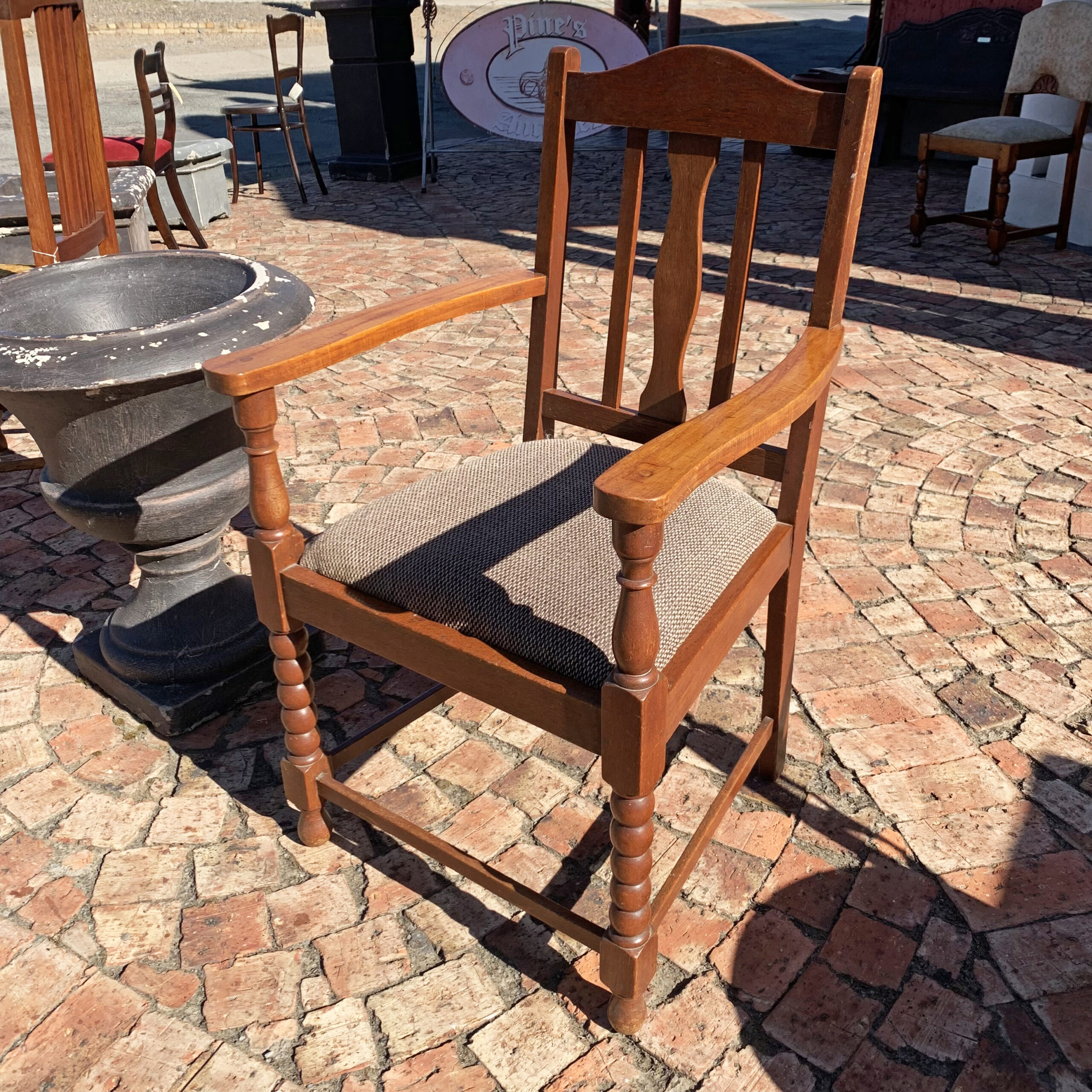 Arm Chairs