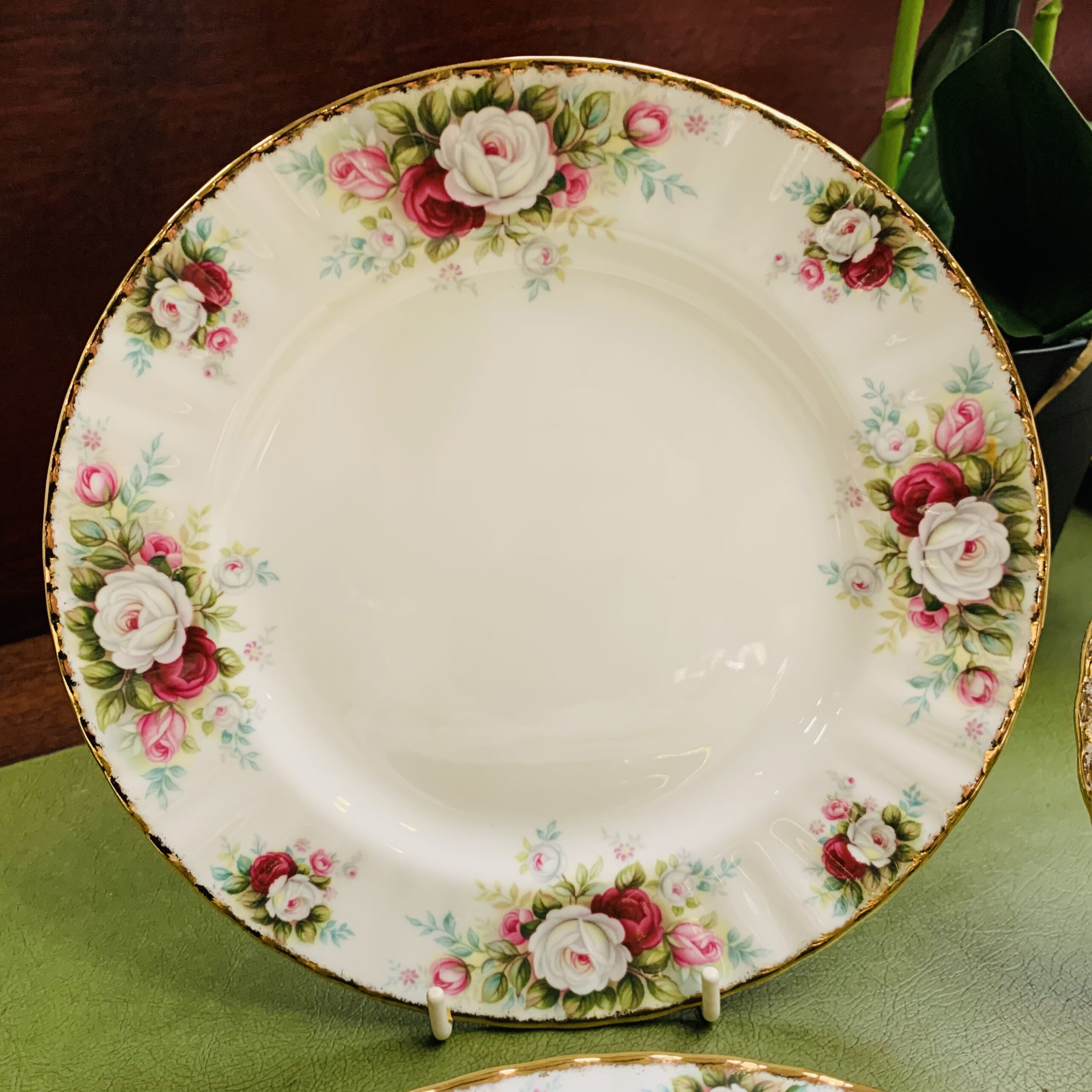 6 Royal Albert ‘Celebration’ Entre Plates