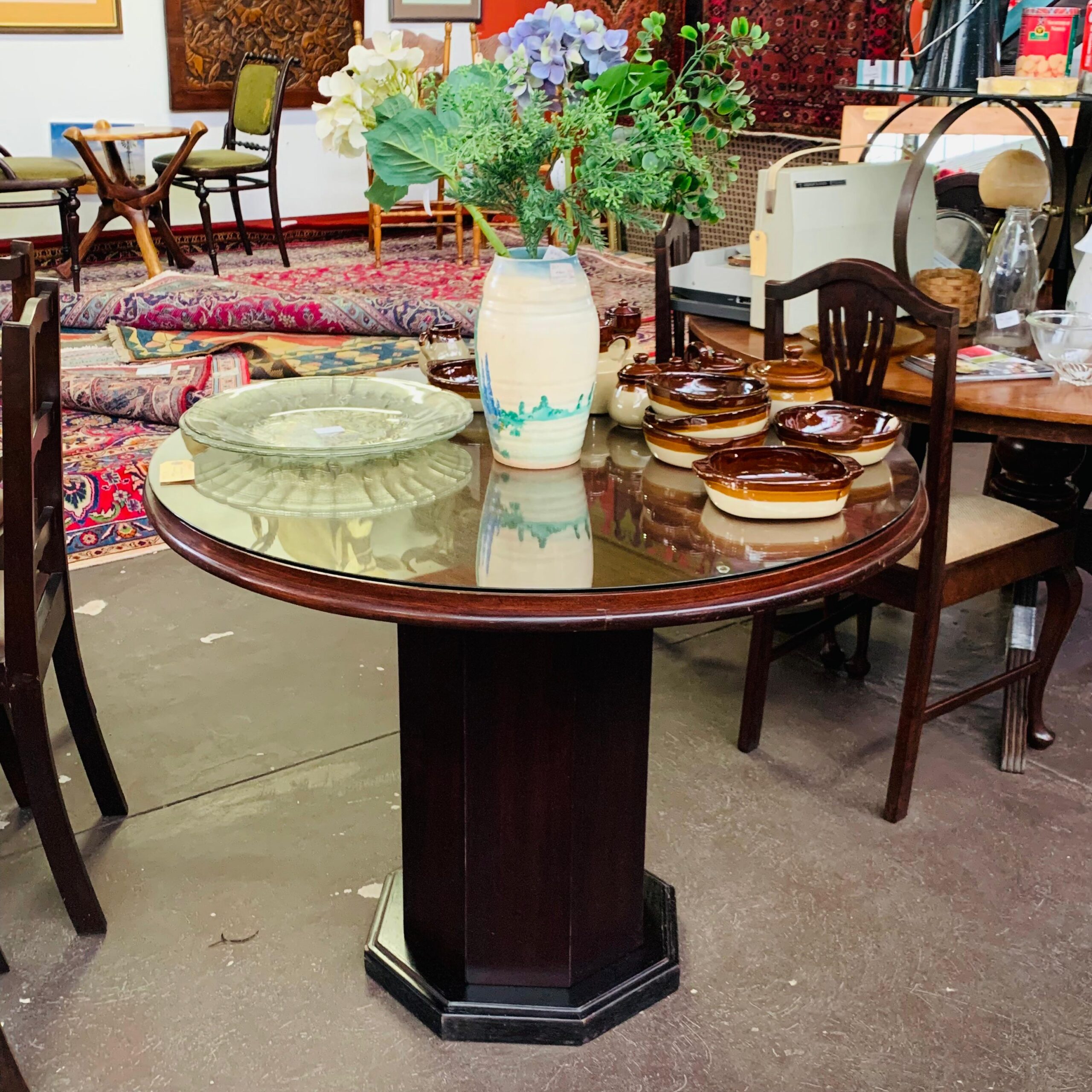 Mahogany & Veneer Round Table